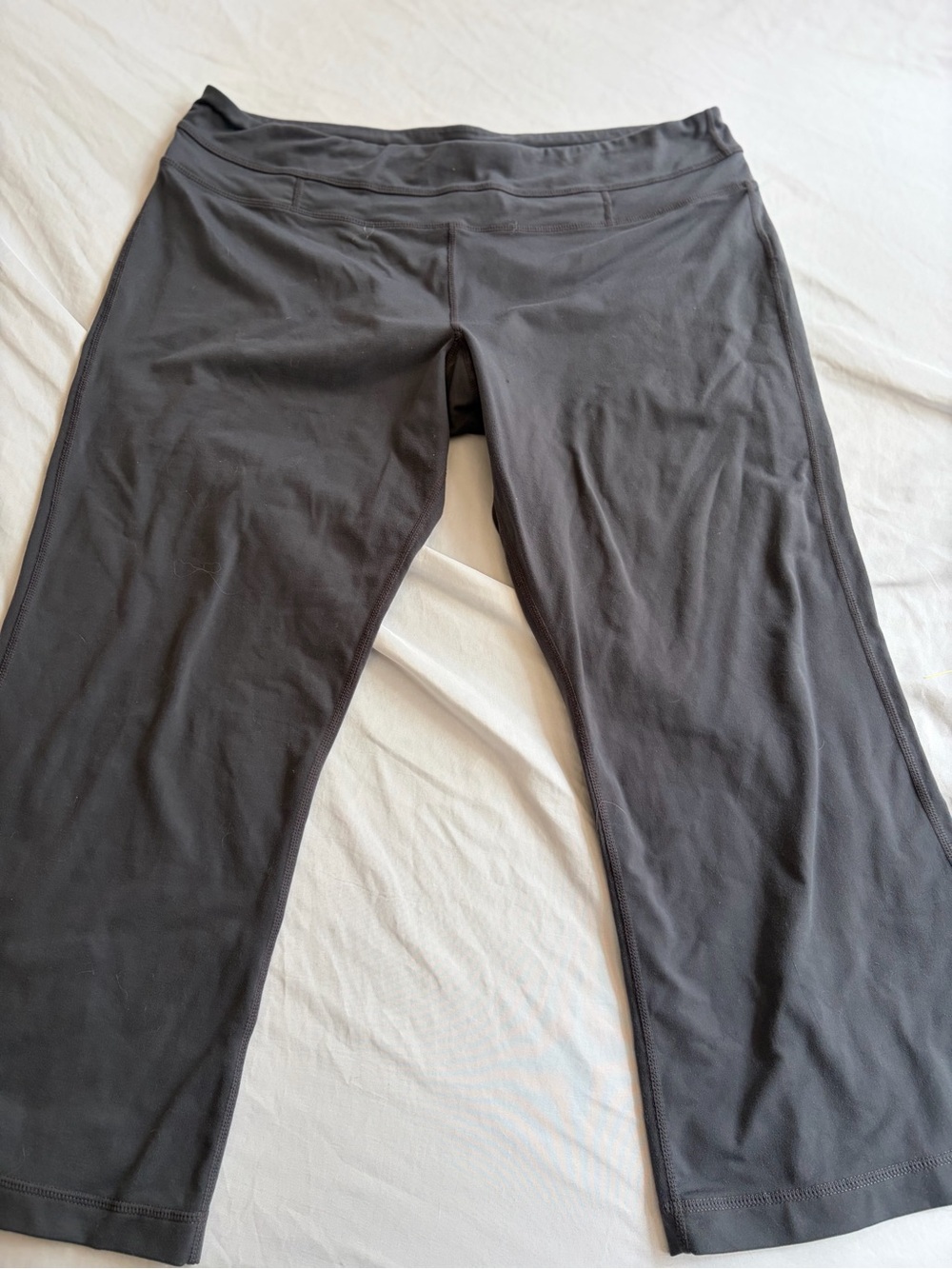 Calvin Klein Women’s Performance Capri Leggings Size XL Dark Gray Activewear